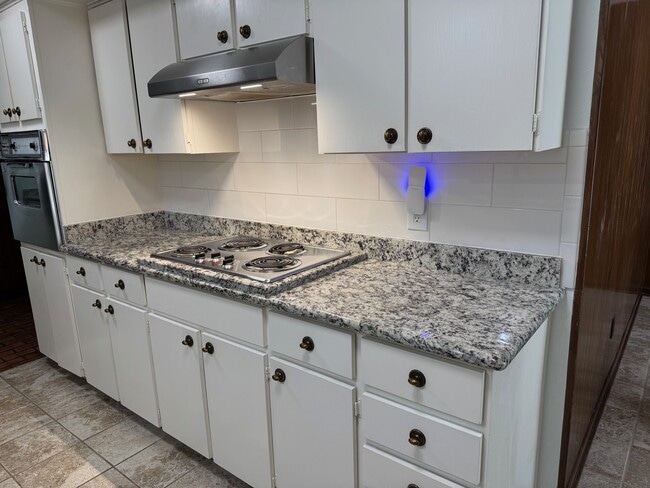 Photo - 7909 Habersham Ln Casa