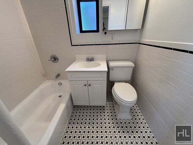 Photo - WEST 72 STREET Unidad 6D