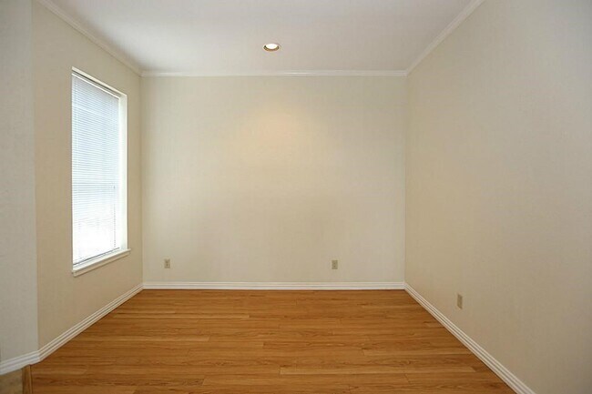 Photo - 2602 W Holcombe Blvd