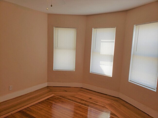 Photo - 5 Timothy Ave Unit 1
