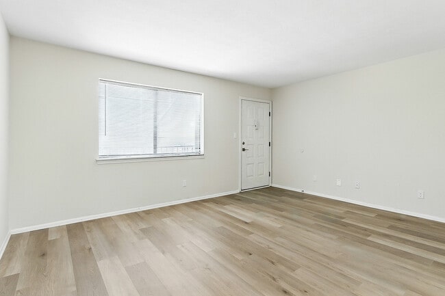 Brook - Living Room - Boulder Creek Apartments