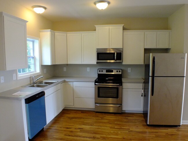 Photo - Tabler Station