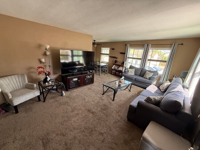 Photo - 504 S 46th St