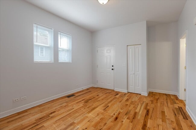 Photo - 1234 W 49th Pl