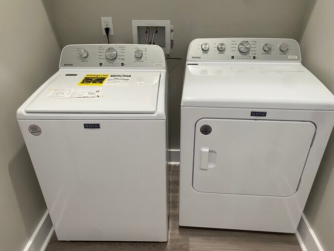 Photo - 118 Menge Ave Unit Apartment C