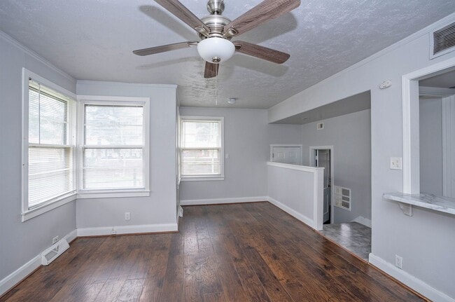 Photo - Comfortable 2-Bedroom Home on Large Fenced Corner Lot