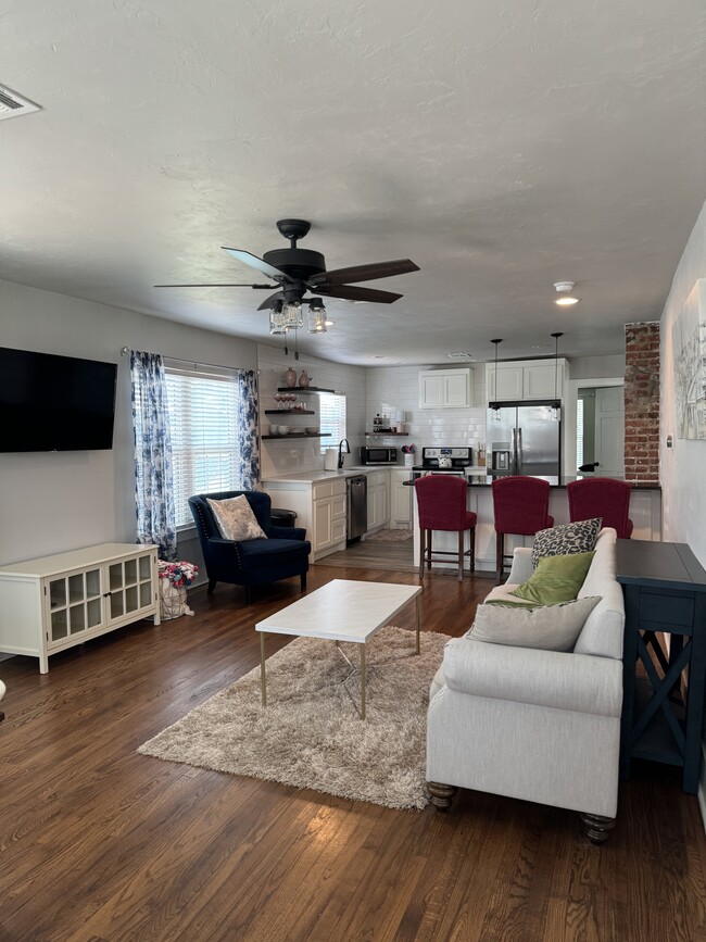 Photo - 1529 NW 46th St