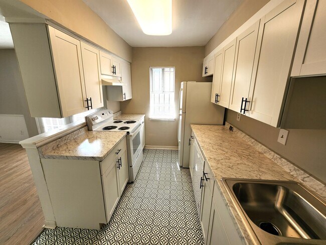 Photo - 3186 Nectarine Cir