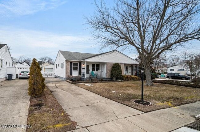 Building Photo - 1261 Illinois Ave
