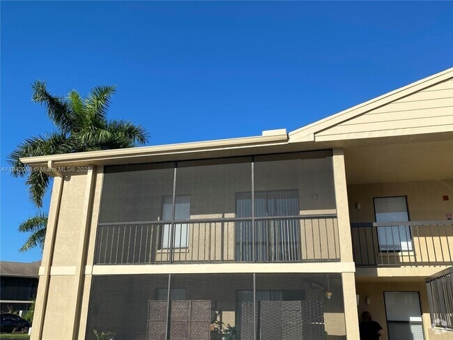 Building Photo - 5321 Summerlin Rd Unit 2109 Rental