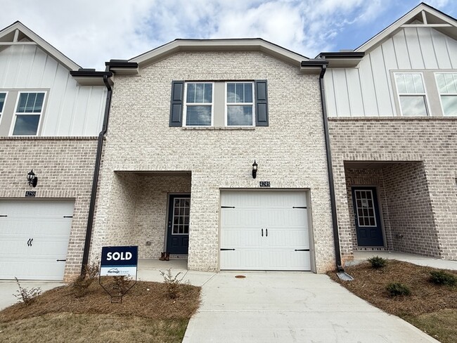 Photo - 4245 Holland Grv Rd Townhome