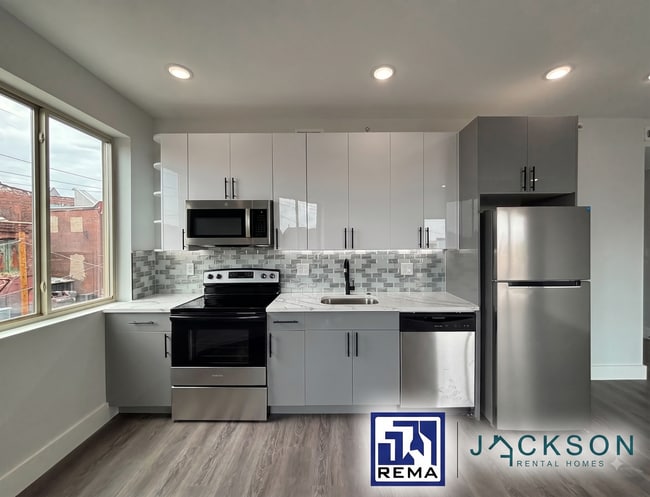 Building Photo - 675 N 41st St Unit 7