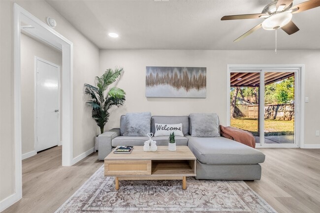 Photo - 1714 Pamela Ln