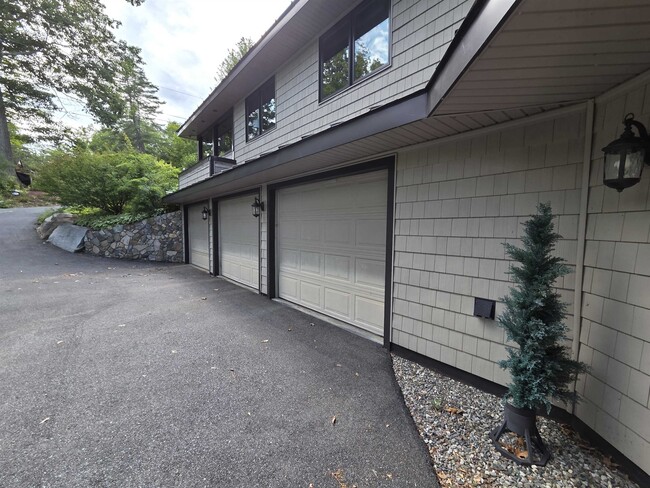 20 Bonardi Dr