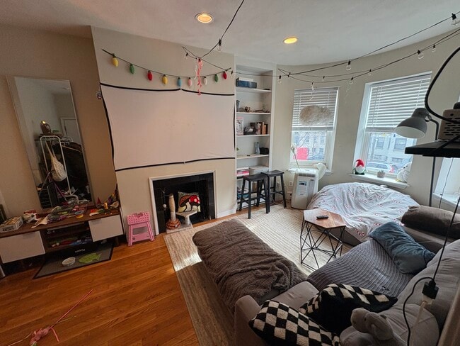 Photo - 83 Westland Ave