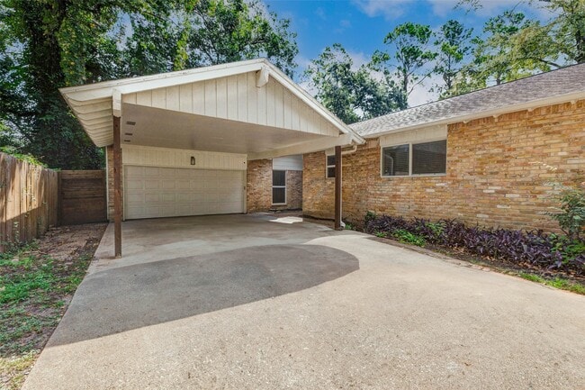 Photo - 22222 Greenbrook Dr