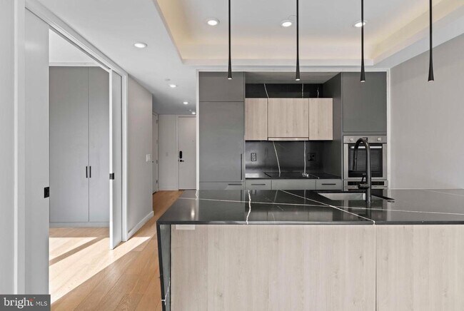 Photo - 807 N 3rd St Unit 404