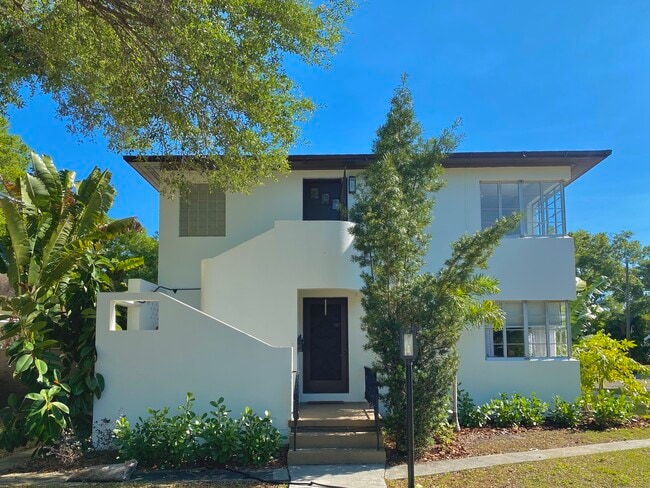 Photo - 306 14th Ave NE Unidad 1