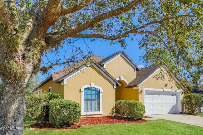 Photo - 1093 Maple Ln