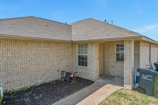 Photo - PRE-LEASE August 2026!! Great Location for...