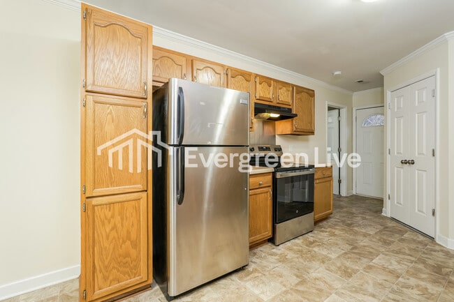 Photo - 1648 Thompson Dr