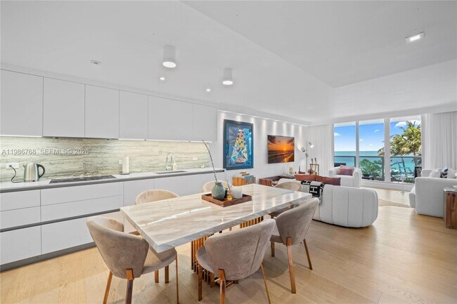 Photo - 2301 Collins Ave Unit 624