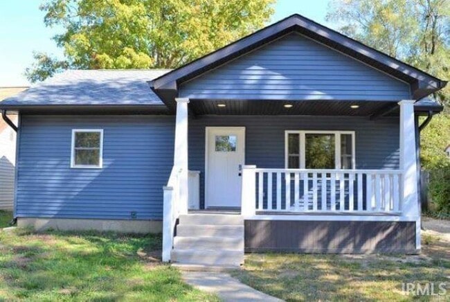 Building Photo - 124 N Bryan Ave