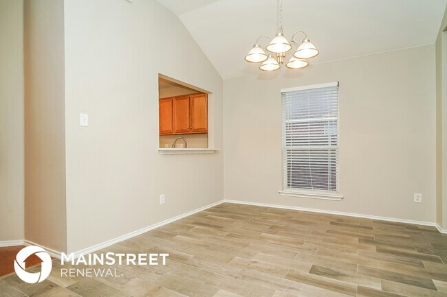 Photo - 1510 Brookleaf Dr