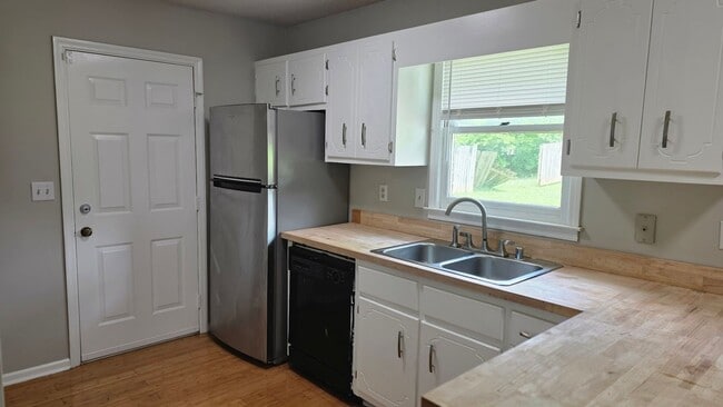 Photo - Charming Home Right off Winchester Rd