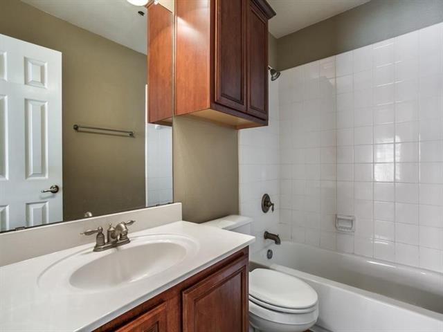 Photo - 4531 Woodsboro Ln