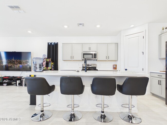 Photo - 25159 W Bowker St