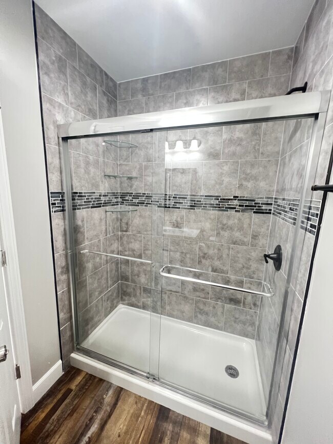 Photo - 4092 A Ave