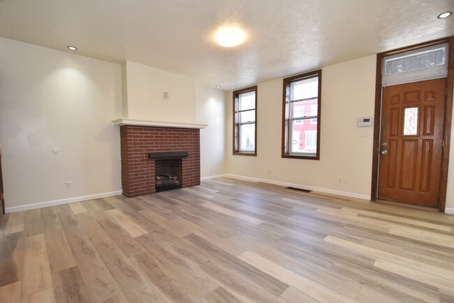 Photo - 89 S 24th St