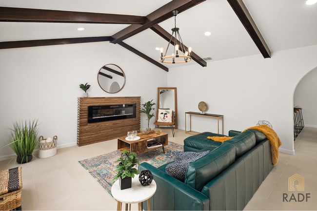 Photo - Charming Country Retreat with Modern Elegance