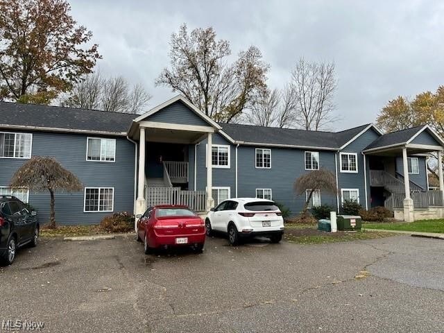 Building Photo - 1894-1898 Springfield Lake Blvd Unit 205