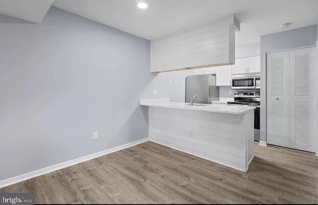 Photo - 10132 Hellingly Pl Unit 288