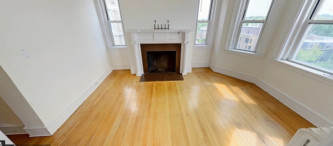 Photo - 1648 Massachusetts Ave Unidad 54