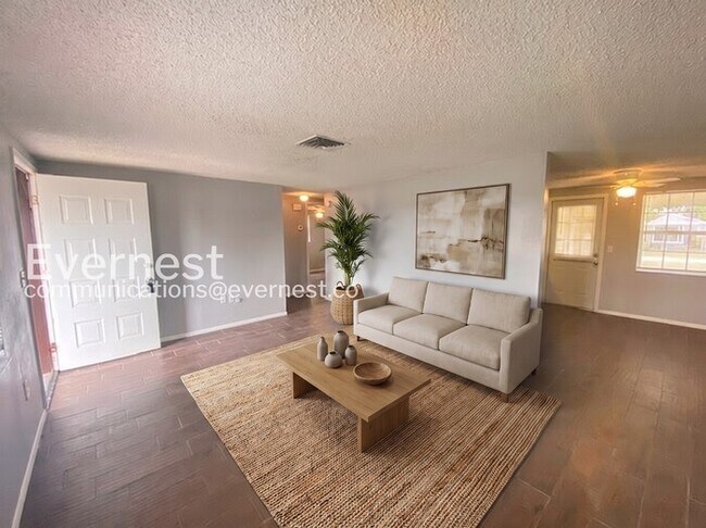6723 Ranchwood Loop