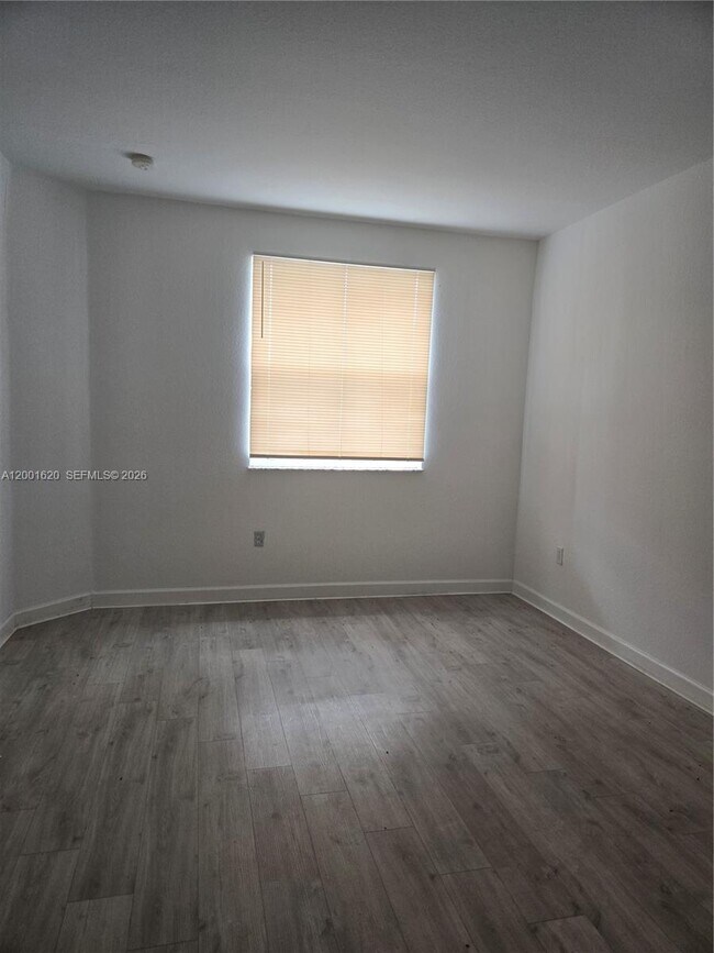 Photo - 2731 SE 17th Ave Unit 210