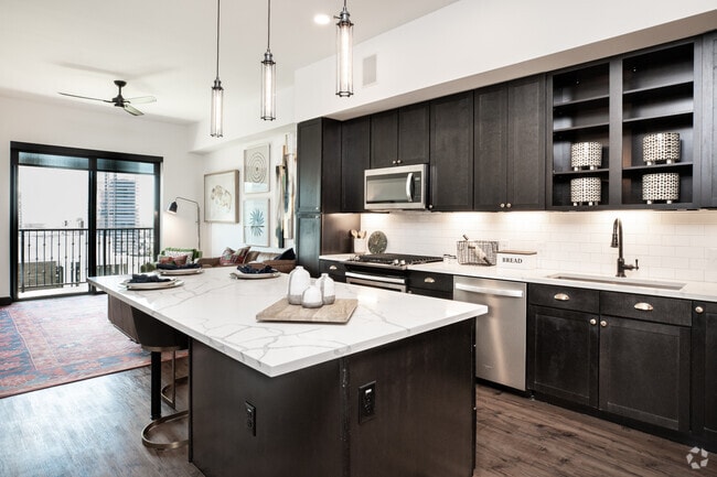 1HAB,1BA - 847 ft² - Gables Republic Square