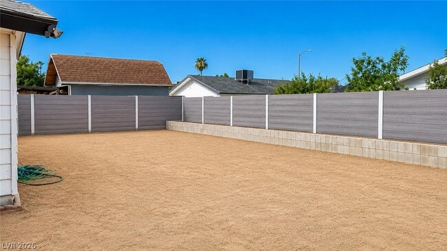 4080 Studio St
