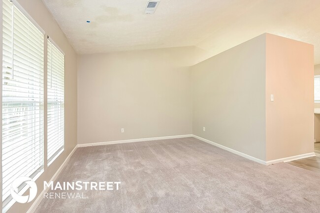 Photo - 3935 Wood Path Dr