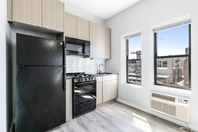 Photo - 4871 N Magnolia Ave