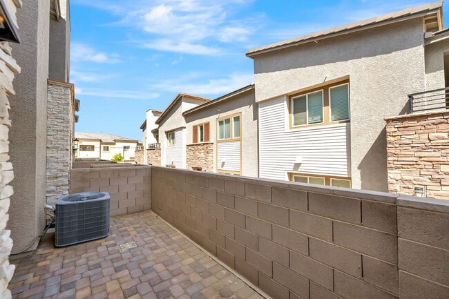 Photo - Modern Cadence Townhome with Sleek Finishes & Open-Concept Living!