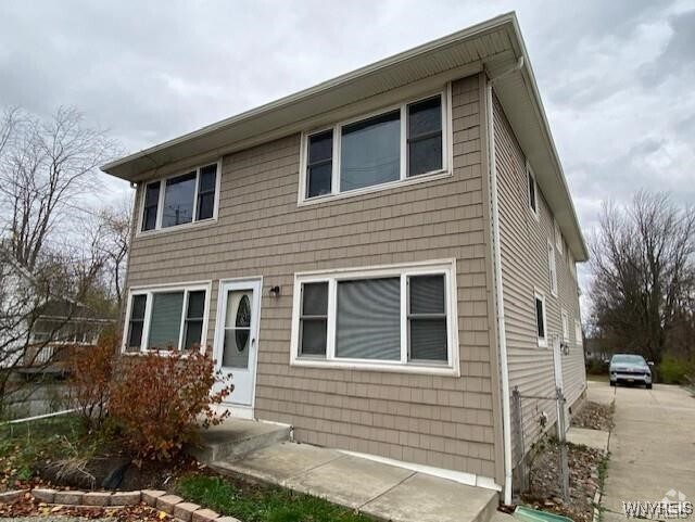 Building Photo - 5846 Sheridan Dr Rental