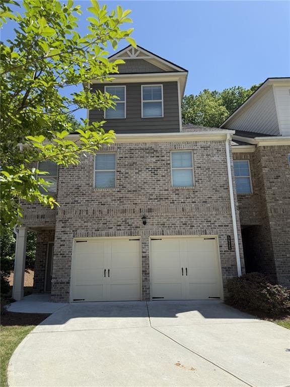 Building Photo - 5925 Arbor Knoll Pl