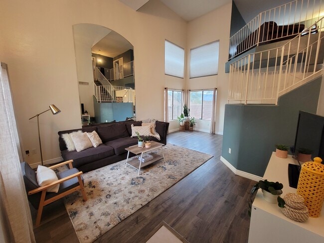 Building Photo - 8697 S Desert Rainbow Dr