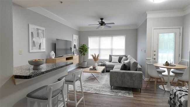 Photo - 2700 Pine Tree Rd NE Unit 1112