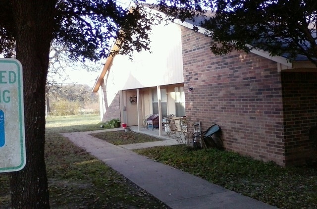 Photo - 705 W. Mitchell-#705 Unidad #705