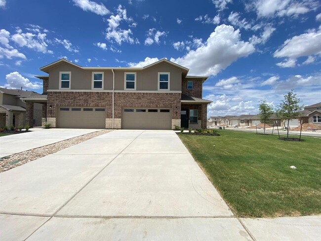 Building Photo - 404 Baum Dr Rental